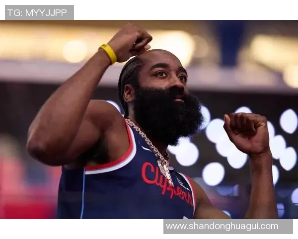 快船与开拓者激战8月9日赛季前瞻与球员表现分析