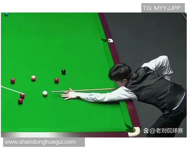 马克威廉姆斯与袁思俊的精彩对决引发斯诺克界热议与期待