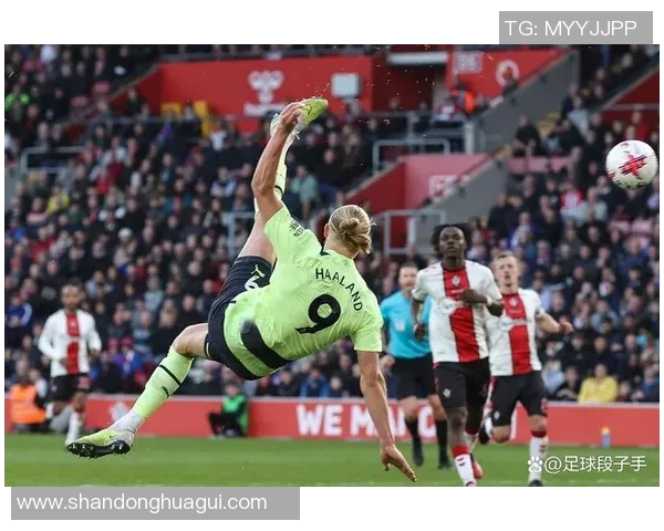 南安普顿主场迎战曼城激战回顾与精彩瞬间分析